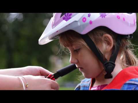 Play on Pedals: Chapter 2, Safety checks and helmets